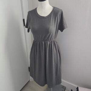 Gray Hello Miz Dress SZ Medium